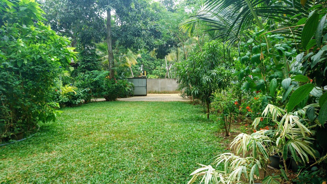 Yala Southern Homestay Tissamaharama Exterior photo